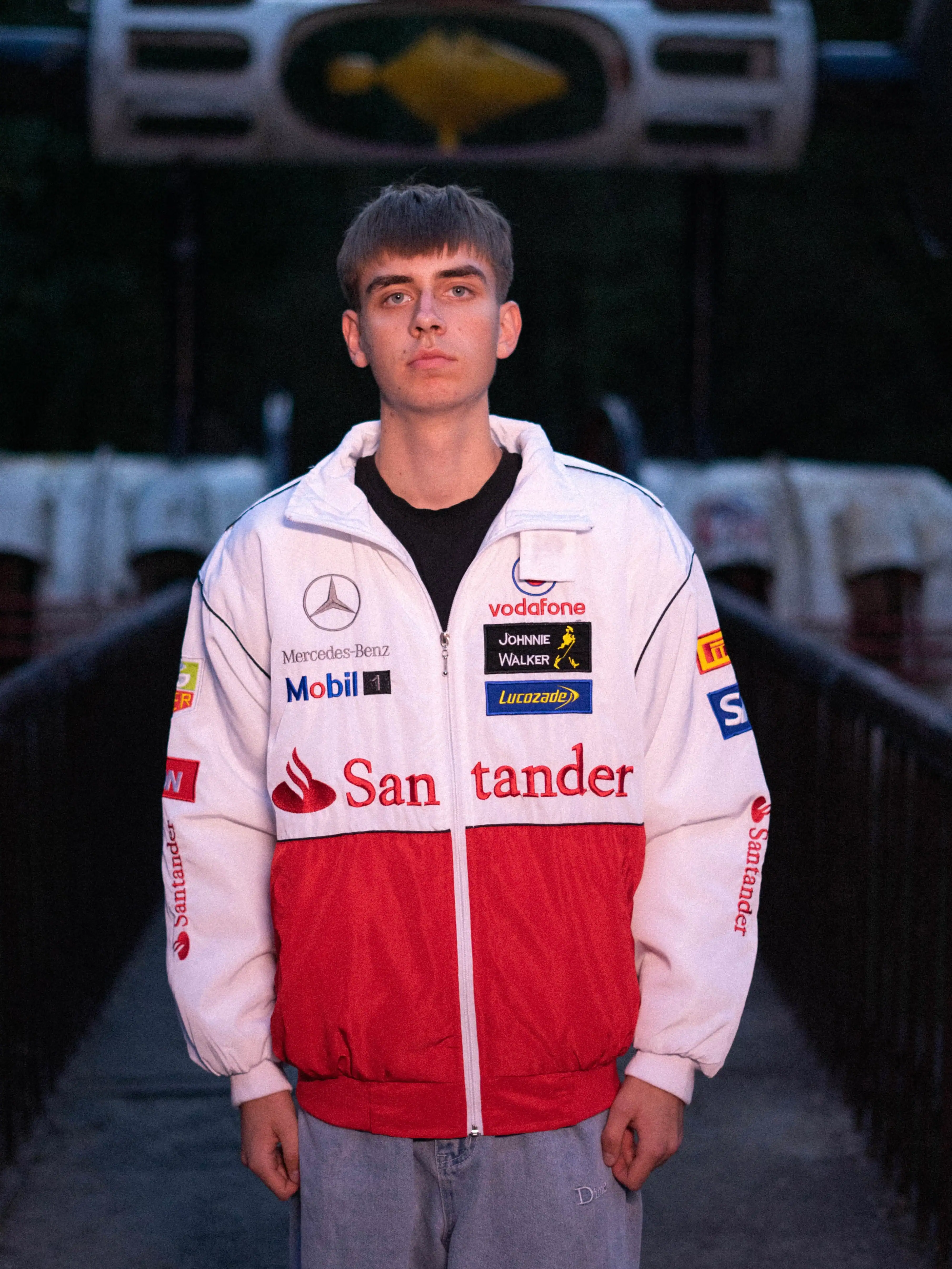 Назва моделі 9